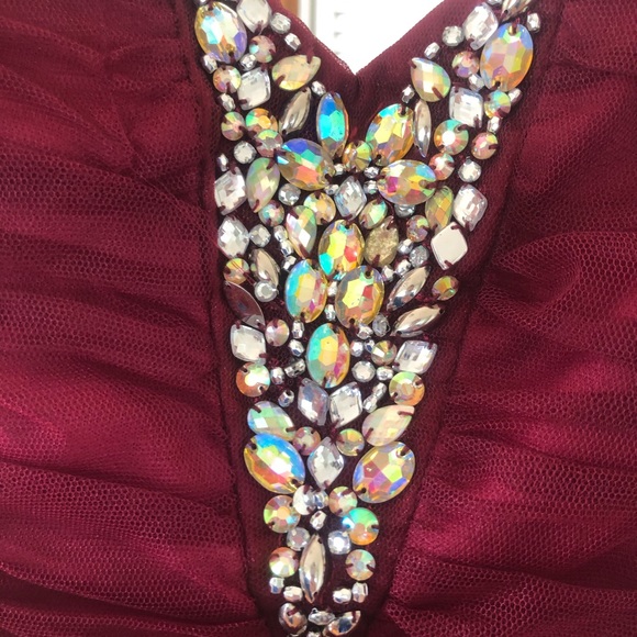 High-Low Ruffle dress - Picture 6 of 7